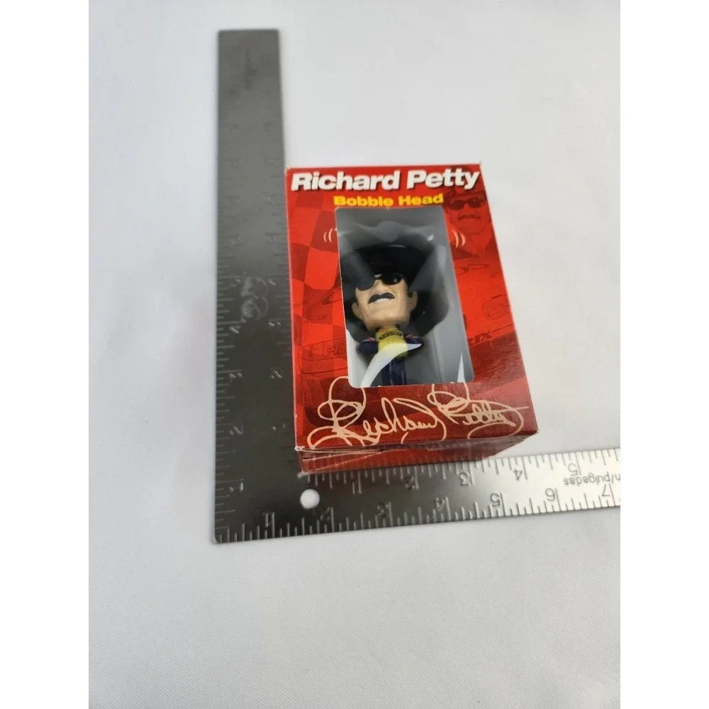 Vtg 2002 Richard Petty #43 Pop Secret Bobblehead NASCAR North Carolina Speedway